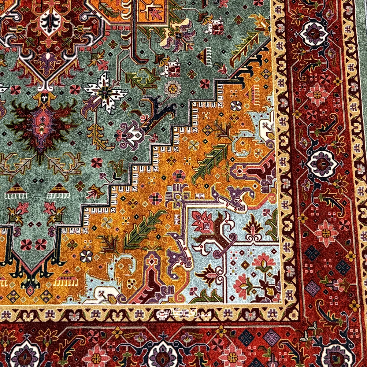 فرش ماشینی هریس سبز بهراد کارپت 1240 شانه تراکم 80 رج دستباف کد 100190